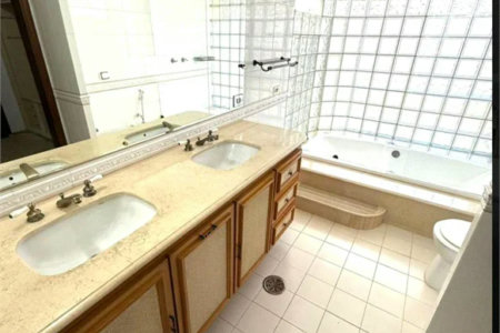 Casa à venda com 5 quartos, sendo 3 suítes,  em Jardim Leonor, São Paulo, SP