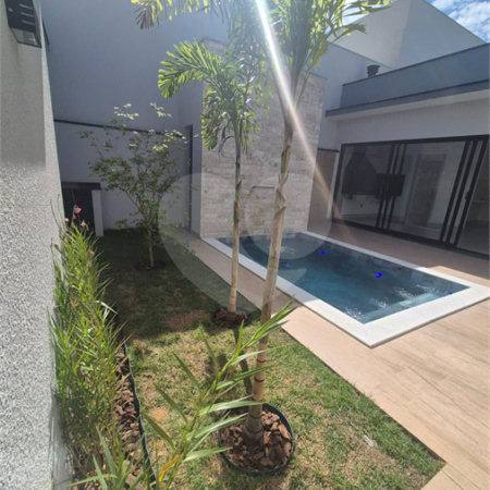 Casa à venda com 3 suítes no condomínio London Park, Indaiatuba - SP