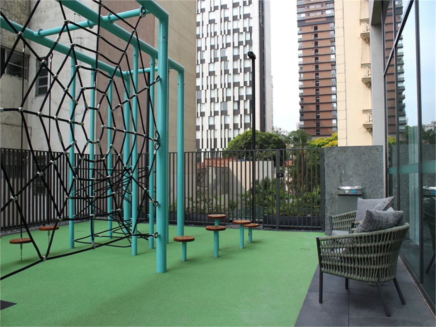 Apartamento à venda com 3 suítes em Pinheiros, São Paulo, SP