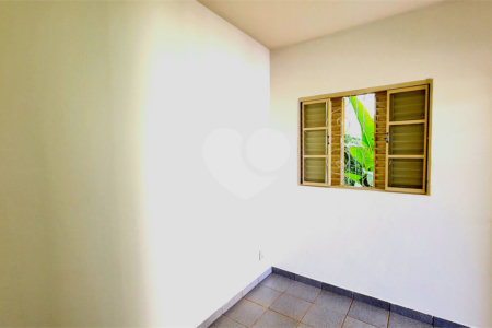 Sobrado à venda com 4 quartos, sendo 2 suítes, em Jardim Primavera, Araraquara, SP
