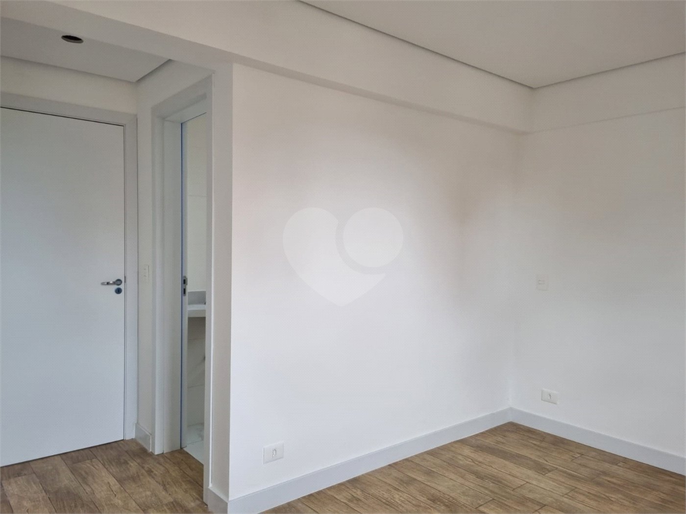 Duplex à venda com 2 quartos, sendo 1 suíte, no Centro, Sorocaba, SP