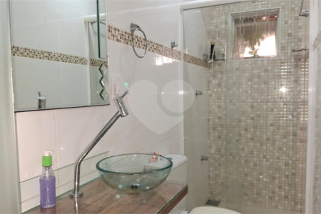 Casa à venda com 2 quartos, sendo 1 suíte, em Vila Assis, Sorocaba, SP