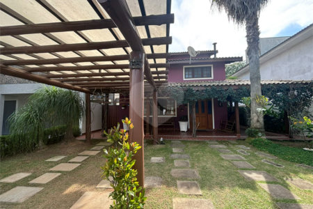 Casa à venda com 3 suítes no condomínio Atibaia Park I, Atibaia - SP
