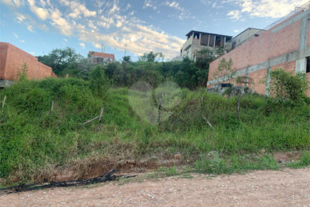 Terreno à venda em Jardim Santa Fé, Jundiaí, SP