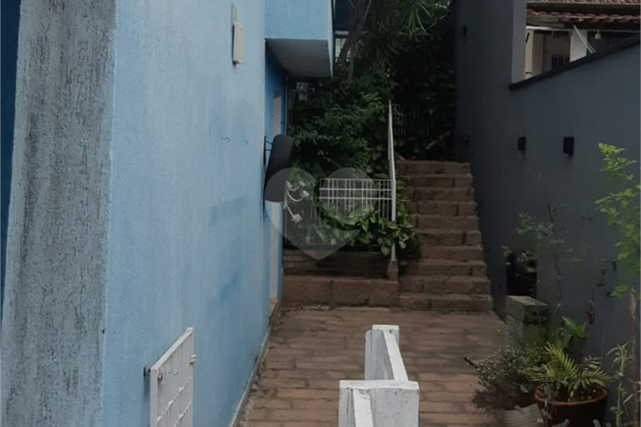 Casa à venda com 4 quartos, sendo 1 suíte, em Horto, São Paulo, SP