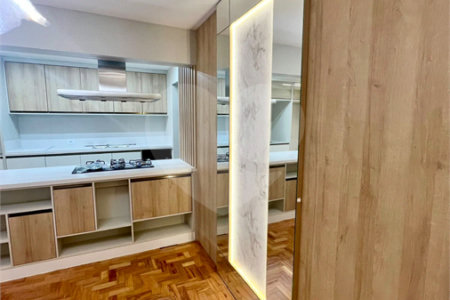 Apartamento à venda com 3 quartos, sendo 1 suíte, em Alto da Boa Vista, São Paulo, SP