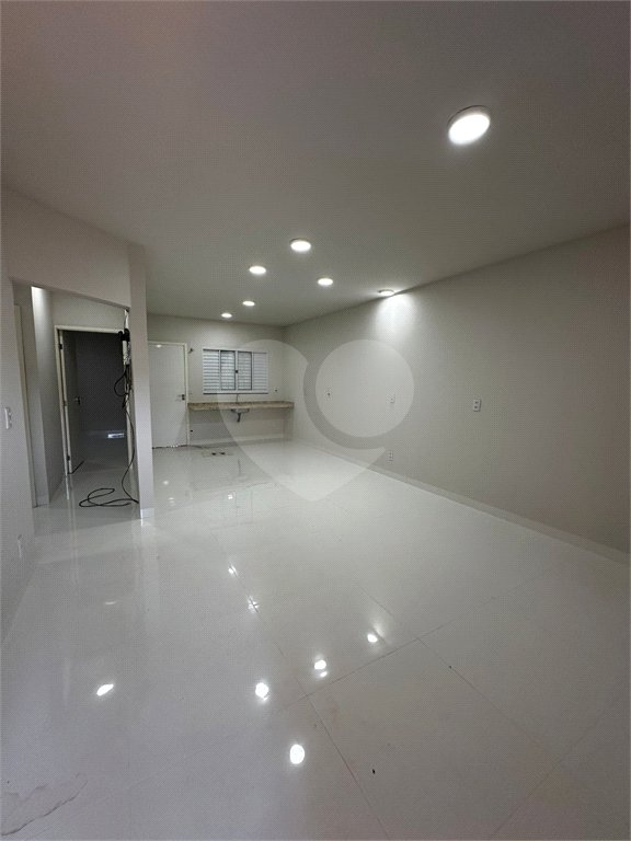 Casa à venda com 3 quartos, sendo 1 suíte,  em Flanboyant Residencial Park, Ponta Porã, MS