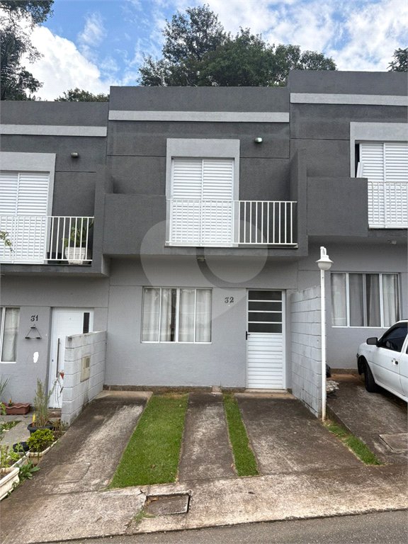 Casa à venda com 2 quartos no condomínio Carvalho Lagares, Poá - SP