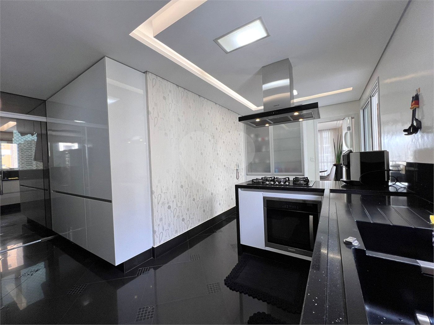 Apartamento à venda com 3 suítes em Santana, São Paulo, SP