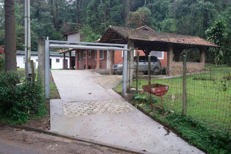 Casa Térrea à venda com 3 quartos, sendo 1 suíte, em Santa Inês, Caieiras, SP