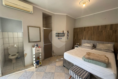 Chácara à venda com 4 quartos, sendo 3 suítes, em Colinas de Indaiatuba, Indaiatuba, SP