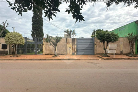 Casa à venda com 6 suítes em Pedro Juan Caballero, Amambay