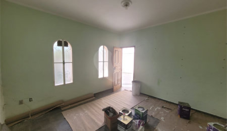 Sobrado à venda com 4 quartos, sendo 1 suíte,  em Jardim Itamaracá, Indaiatuba, SP