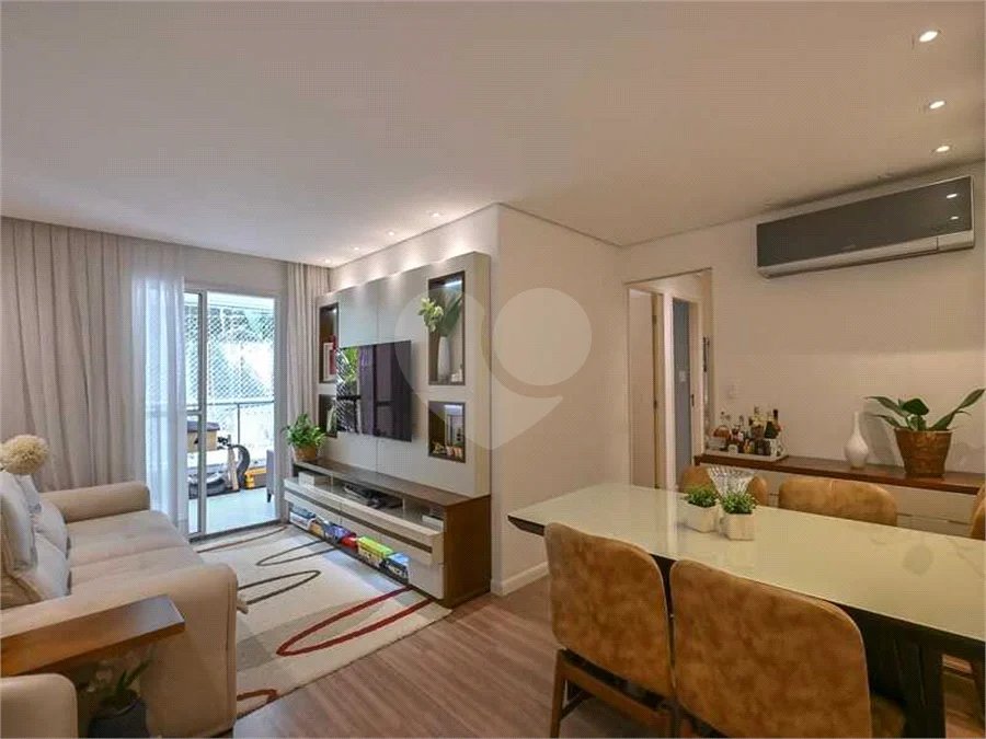 Apartamento à venda com 3 quartos, sendo 1 suíte,  em Vila Andrade, São Paulo, SP