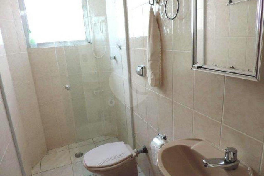 Apartamento à venda com 2 quartos, sendo 1 suíte,  em Loteamento João Batista Julião, Guarujá, SP