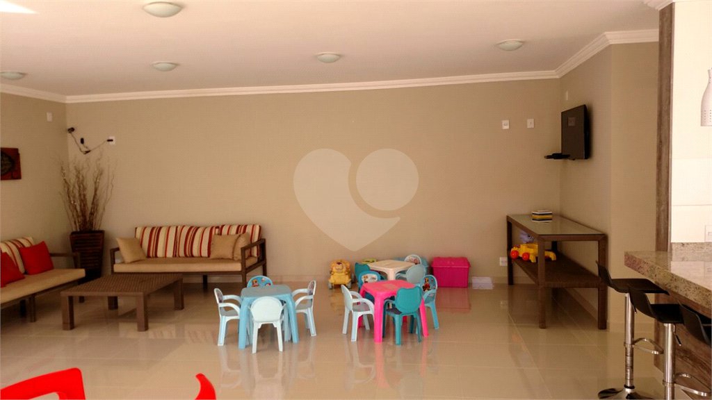 Apartamento à venda com 3 quartos, sendo 1 suíte,  em Santa Claudina, Vinhedo, SP