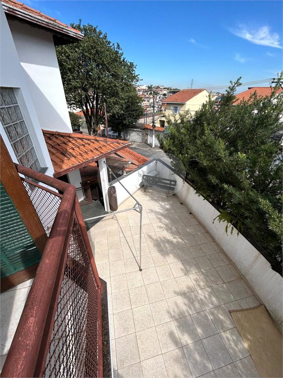 Sobrado à venda com 5 quartos, sendo 1 suíte, em Jardim Marisa, São Paulo, SP
