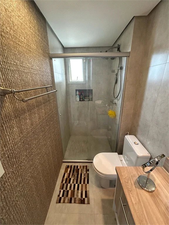 Apartamento à venda com 2 quartos, sendo 1 suíte,  em Vila Romana, São Paulo, SP