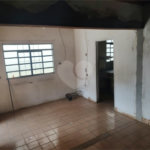Casa à venda com 2 quartos, sendo 1 suíte, no Centro, Jarinu, SP