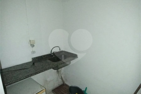 Sala à venda ou para alugar em Bangu, Rio de Janeiro, RJ