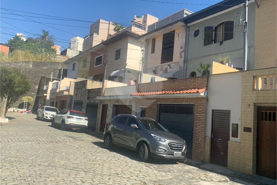 Sobrado à venda com 4 quartos em Santana, São Paulo, SP