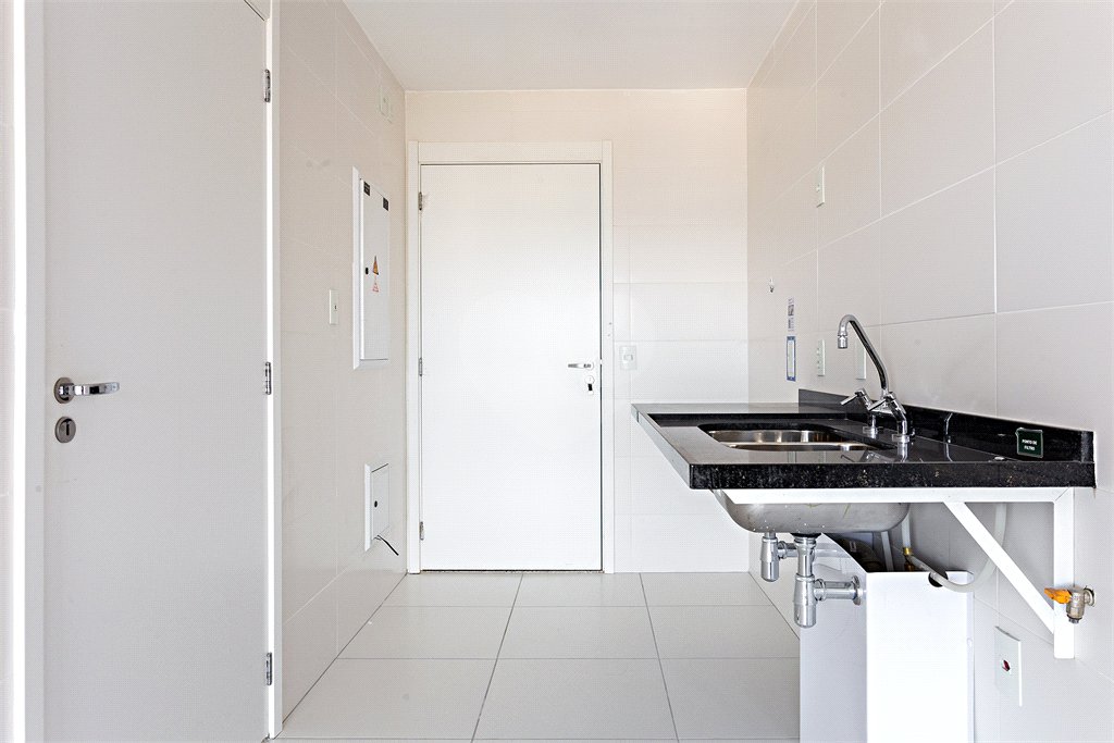 Apartamento à venda com 3 suítes em Sumarezinho, São Paulo, SP