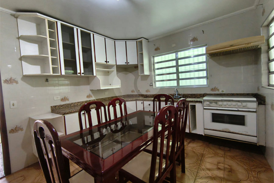 Sobrado à venda com 3 quartos, sendo 1 suíte, em Vila Albertina, São Paulo, SP