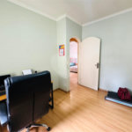 Casa à venda com 4 quartos, sendo 1 suíte,  em Vila Galvão, Guarulhos, SP