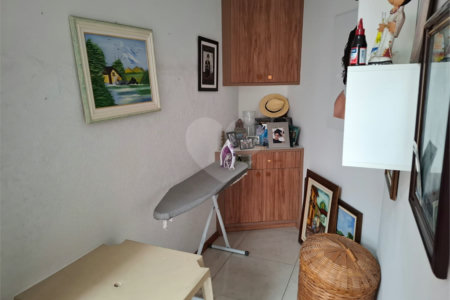 Casa à venda com 2 suítes em Vila Figueira, Suzano, SP