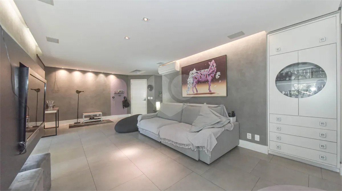 Apartamento à venda com 3 suítes em Vila Gertrudes, São Paulo, SP
