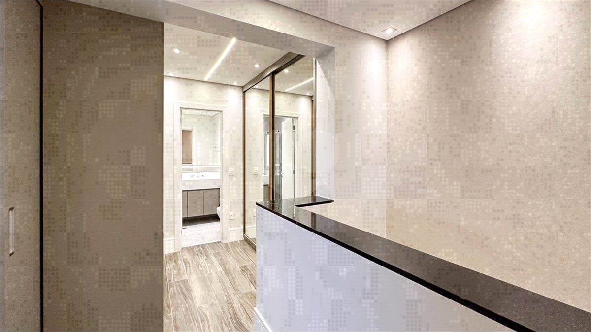 Apartamento à venda ou para alugar com 2 suítes em Cerqueira César, São Paulo, SP