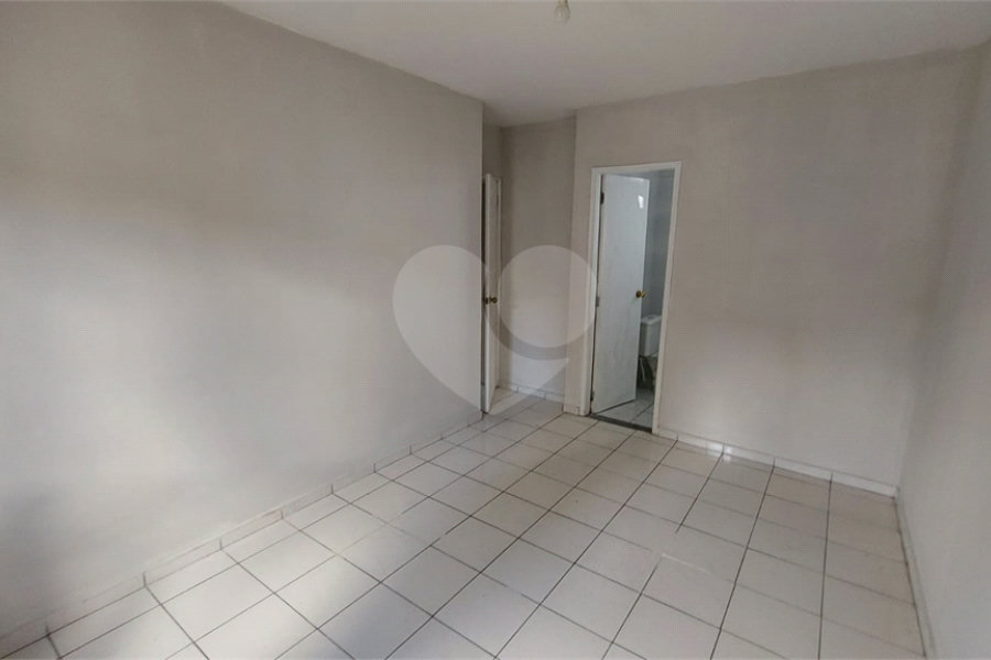 Casa para alugar com 3 quartos, sendo 1 suíte, em Vila Isolina Mazzei, São Paulo, SP