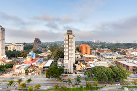 Apartamento à venda com 4 quartos, sendo 1 suíte, em Chácara Santo Antônio, São Paulo, SP