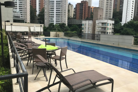 Apartamento à venda com 4 quartos, sendo 3 suítes, em Vila Andrade, São Paulo, SP