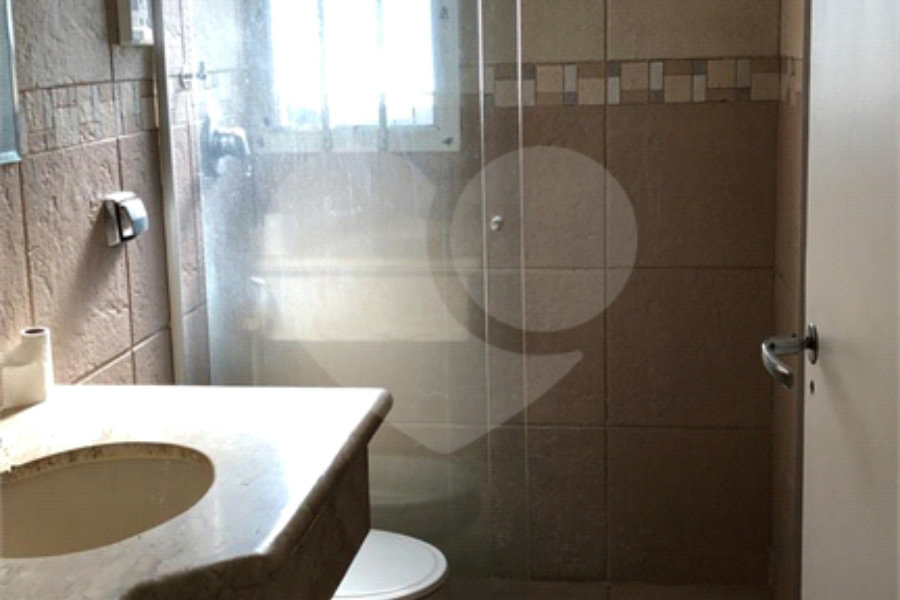 Apartamento à venda com 3 quartos, sendo 1 suíte, em Vila Olímpia, São Paulo, SP