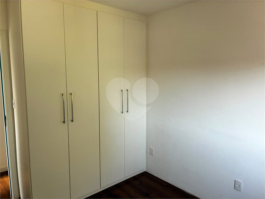Casa para alugar com 3 quartos, sendo 1 suíte,  no condomínio Bella Roma, São Roque - SP