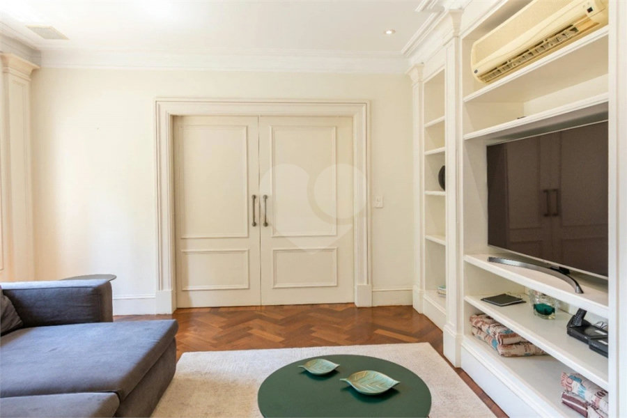 Apartamento à venda com 4 quartos, sendo 3 suítes, em Tatuapé, São Paulo, SP