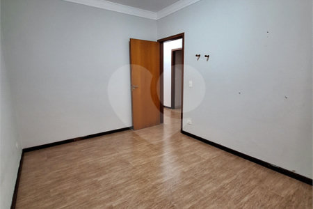 Casa à venda com 3 suítes no condomínio Bosque de Grevilea, Vinhedo - SP
