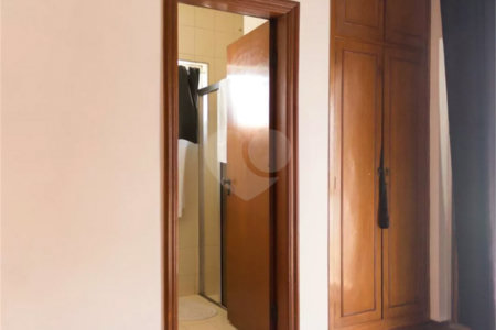 Sobrado à venda com 4 quartos, sendo 1 suíte, em Vila Jaguara, São Paulo, SP