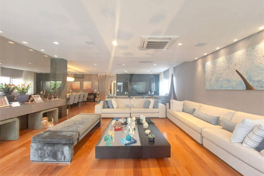 Casa à venda com 4 suítes em Horto, São Paulo, SP