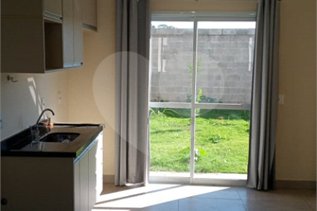 Casa para alugar com 3 quartos, sendo 1 suíte, no condomínio Vila Quinta dos Manacás, Vinhedo - SP