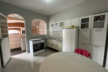 Casa à venda com 2 quartos em Vila Regina, Itapetininga, SP