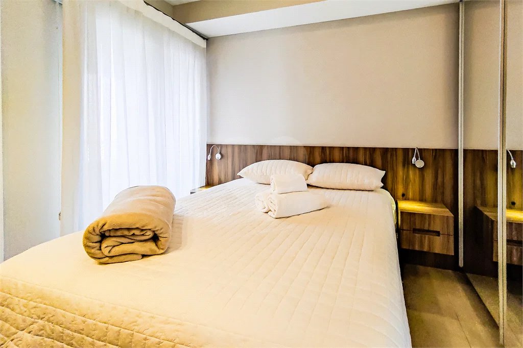 Apartamento totalmente mobiliado com ar-condicionado localizado no coração do Brooklin!!!