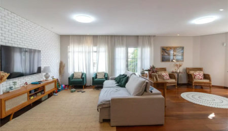 Sobrado à venda com 4 quartos, sendo 2 suítes,  em Butantã, São Paulo, SP