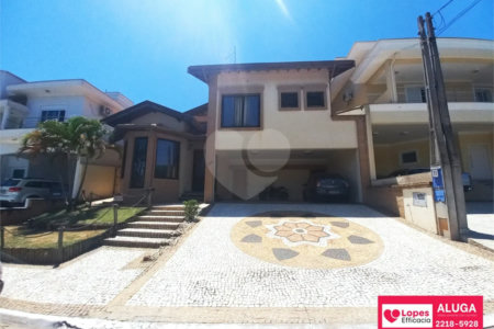 Linda casa com piscina localizada no melhor condomínio de Hortolândia - Green Park.
