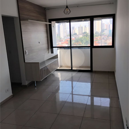 Vende-se apartamento na Vila Mascote