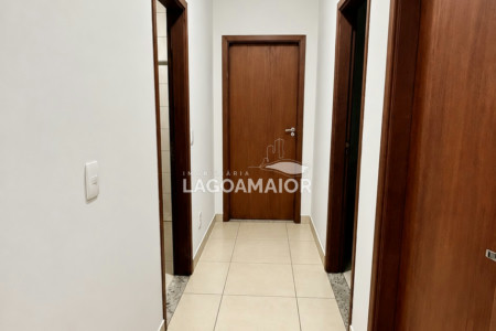 Casa para alugar com 3 quartos, sendo 1 suíte, no condomínio Recanto das Palmeiras, Três Lagoas - MS