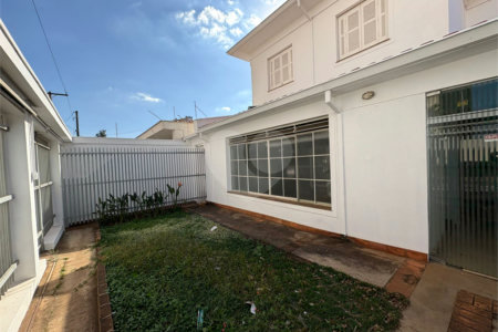 Ótima oportunidade para moradia ou investimento comercial!