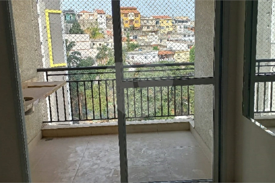 Apartamento com sacada - metrô Tucuruvi - NOVO