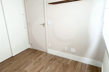 Apartamento de 140 m², 2 dormitórios sendo uma suìte, 3 vagas - Campo Belo/SP.